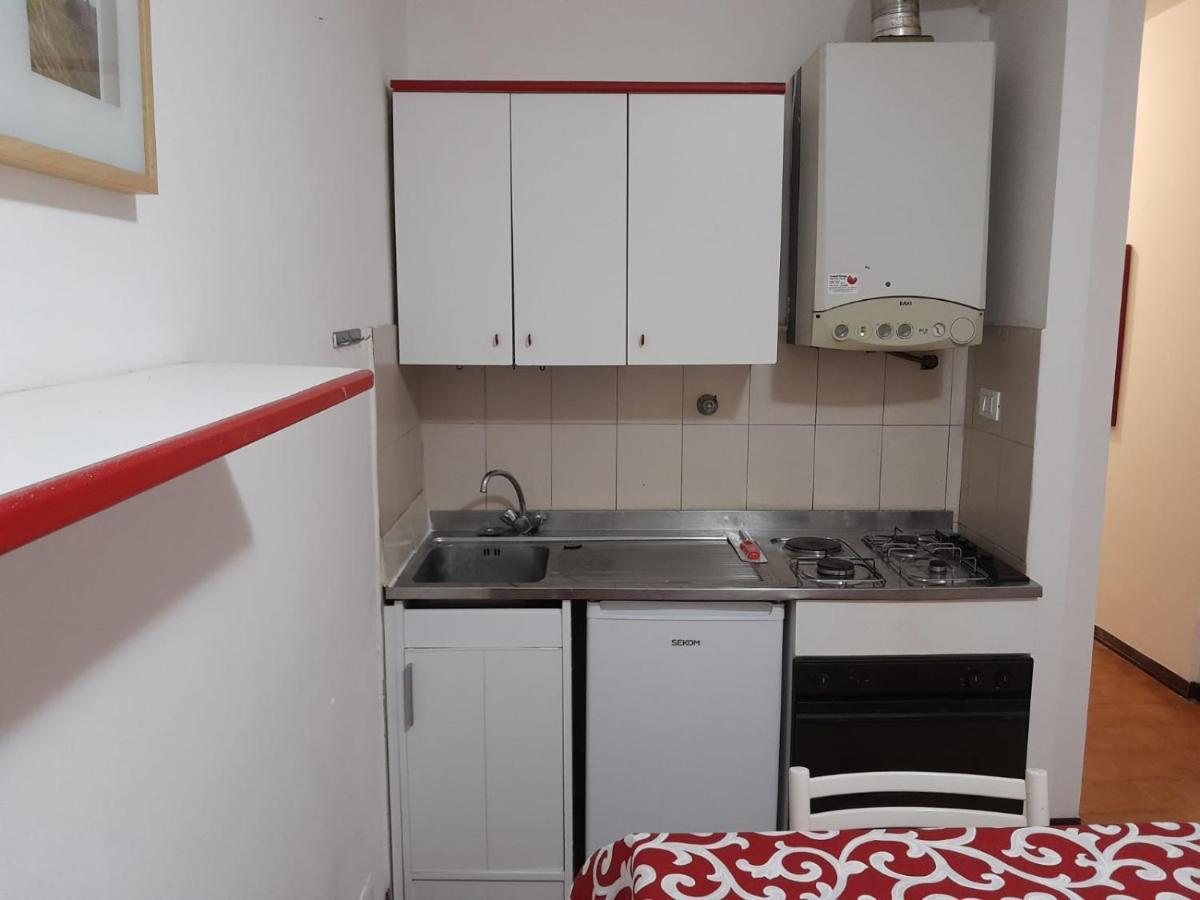 Tra Cinque Terre E Versilia Apartment Marinella di Sarzana Luaran gambar